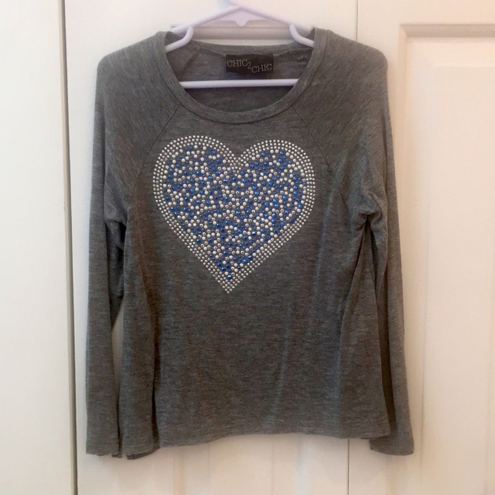 CHIC2CHIC Studded Heart Long Sleeve Tee